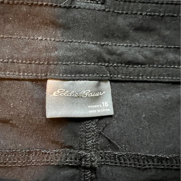 Eddie Bauer summer trail shorts - Picture 3 of 7